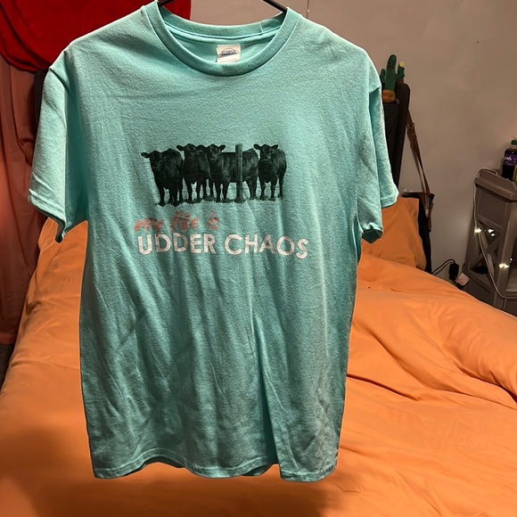 Cow tshirt. Never worn. Good condition. - Picture 5 of 5